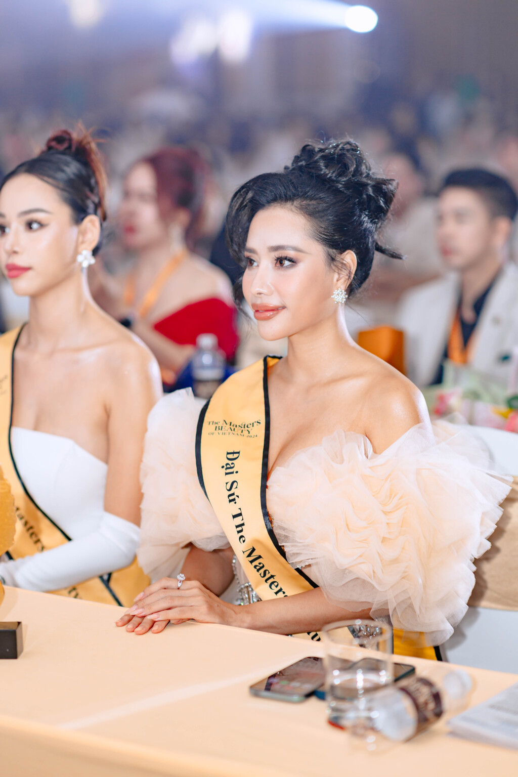 a hau nguyen vinh trinh nguoi truyen tai thong diep nganh phun xam tham my tai the masters beauty of vietnam 2024 4