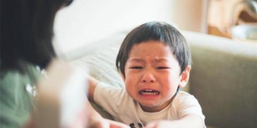 Mẹo giải quyết cơn giận giữa bạn và con