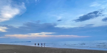 Ngoài Sầm Sơn, Thanh Hoá còn có 1 bãi biển đẹp tự nhiên nhiều du khách chưa biết: Cách thành phố chỉ 20km