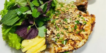 Đổi vị bữa ăn với cá chim nướng muối ớt