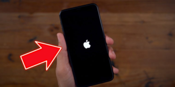 Người dùng iPhone đang có thói quen này cần sửa gấp, tưởng đơn giản nhưng lại “sai bét” và rất hại máy!