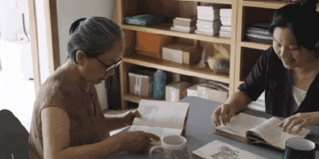 Mẹ và con gái 50 tuổi về hưu cùng nhau: “Chỉ khi trải qua tất cả những điều này, bạn mới biết cuộc sống hiện tại quý giá thế nào”