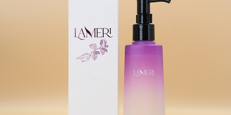 Lameri – dung dịch vệ sinh phụ nữ từ thảo dược