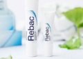 Làm mờ và phẳng sẹo với gel trị sẹo Rebac