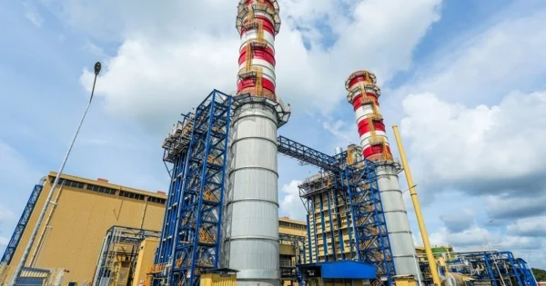 Lợi nhuận bán niên PV Power giảm sâu