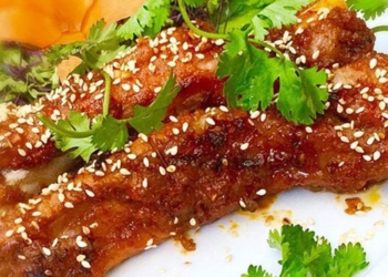 Cách làm sườn xào tỏi cực ngon tại nhà