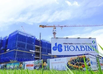 Xây dựng Hoà Bình lãi kỷ lục nhờ bán tài sản