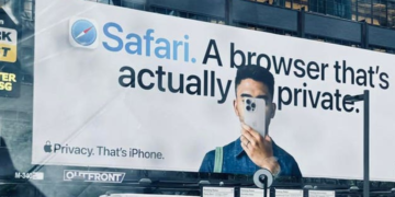 Apple “ra đòn”, cảnh báo 1,4 tỷ người dùng iPhone: Hãy dừng sử dụng Chrome!