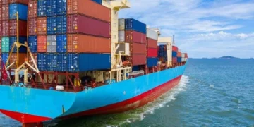 Doanh nghiệp vận tải biển thoát lỗ nhờ bán tàu, có đơn vị cảng biển giảm lãi vì hụt cổ tức